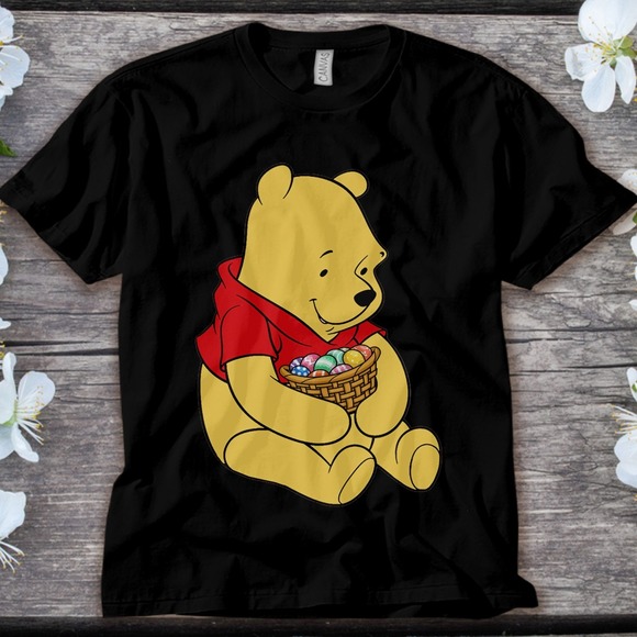 Disney Winnie The Pooh Eggs Basket T-Shirt Happy Easter Day Unisex Adult T-shirt - Picture 1 of 2